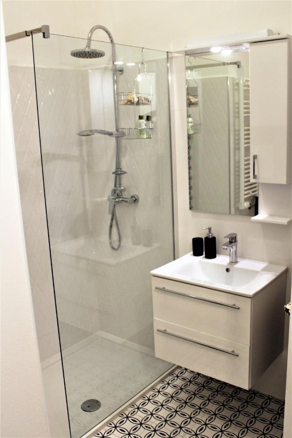 Csilla Home Apartman Miskolc Bagian luar foto
